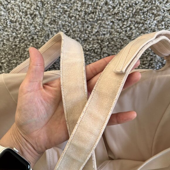 Shefit Womens One Size Luxe Sports Bra Beige Adjustable Zip Front  Activewear - Picture 3 of 8